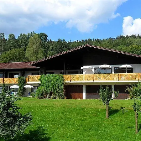 Haus Am Berg Hotel